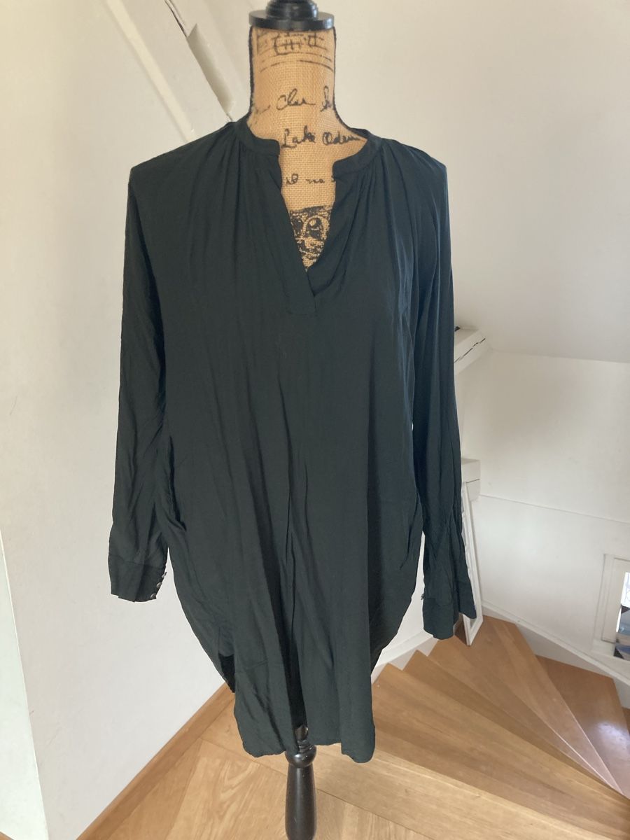 Rabens Saloner Kleider: Kurzes Kleid der Marke Rabens Saloner, Grösse S, neu – Neu (gemäss Beschreibung) aus Binningen von kku01