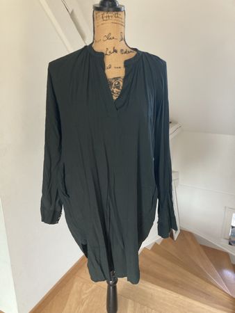 Kurzes Kleid der Marke Rabens Saloner, Grösse S, neu