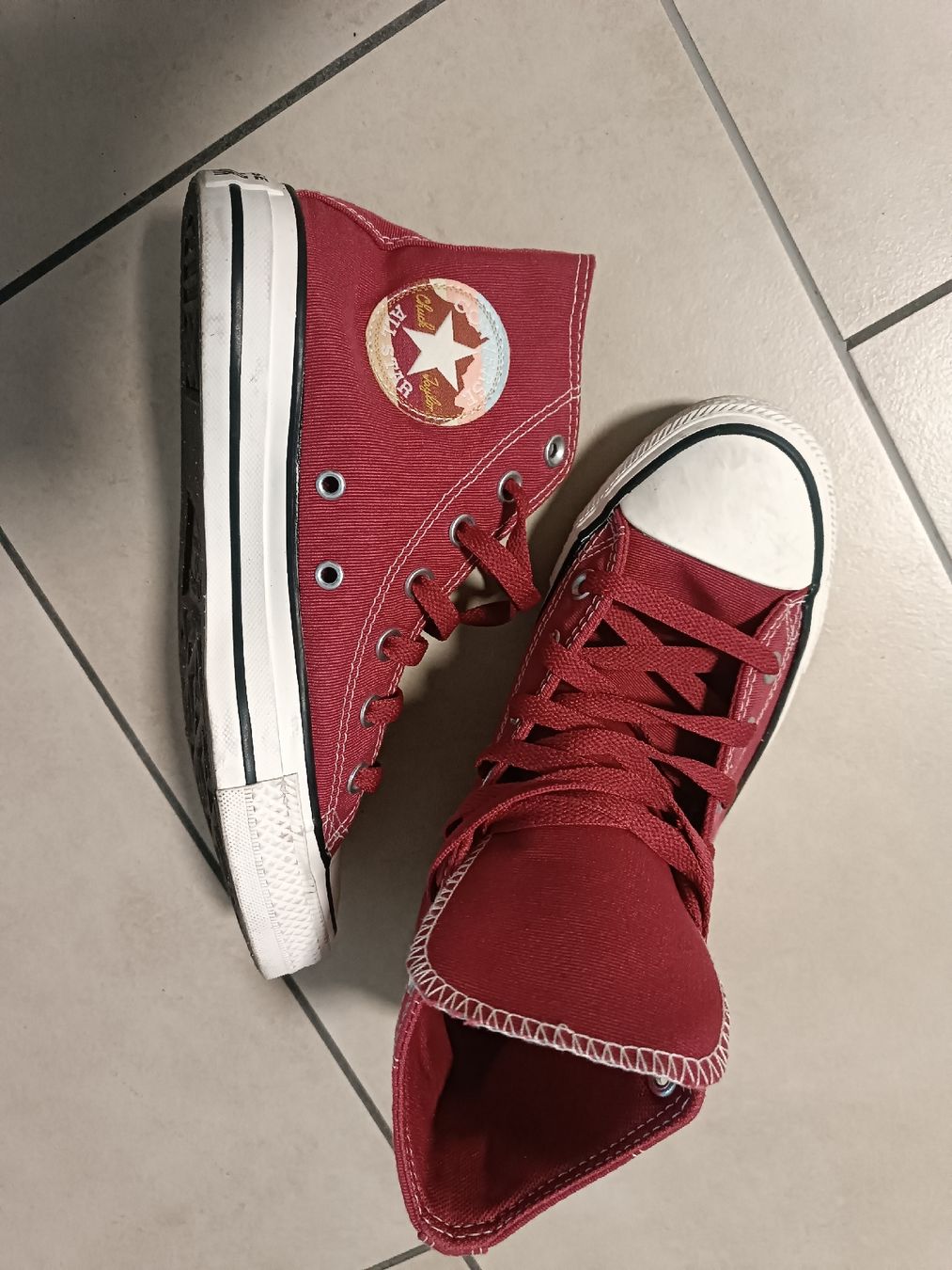 Converse Scarpe da uomo: Converse All Star Alte Rosso Taglia 37 – Usato da Bellinzona venduto da JasIvo