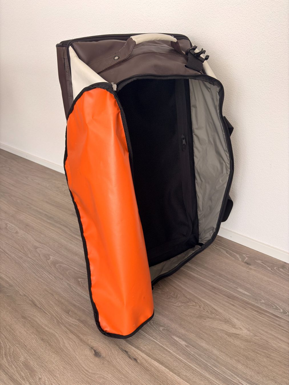 Vaude Borse: Vaude Samoa 90 Rollenreisetasche 77 cm – Usato da Egerkingen venduto da Luckyluj 2