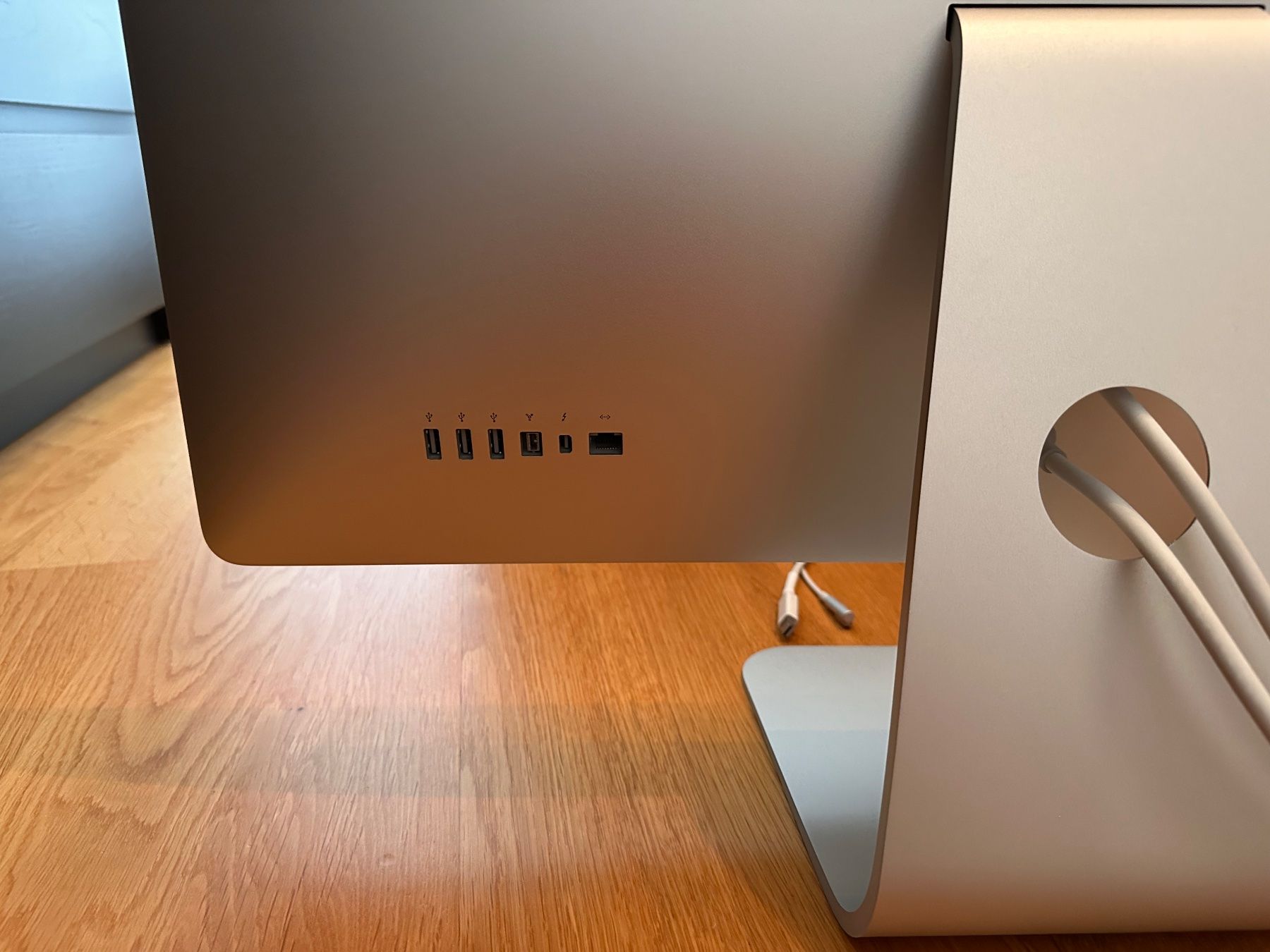 Apple Monitore: Apple Thunderbolt Display, A1407, 27”, OVP, Top Zustand! – Gebraucht aus Bremgarten b. Bern von I_e_be_t 3