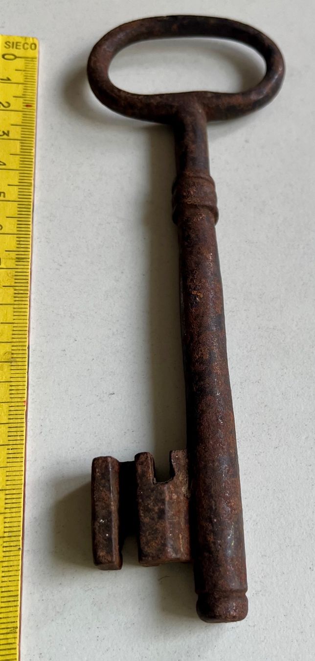 Chiavi: Schlüssel antik Eisen, Bart, ca. 16.5 cm – Usato da Ostermundigen venduto da DaxKarten-75 2