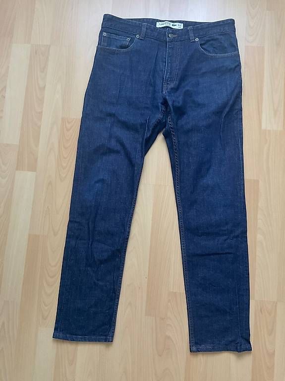 Lacoste Jeans: Lacoste Herren Jeans – Gebraucht aus huttwil von care.b