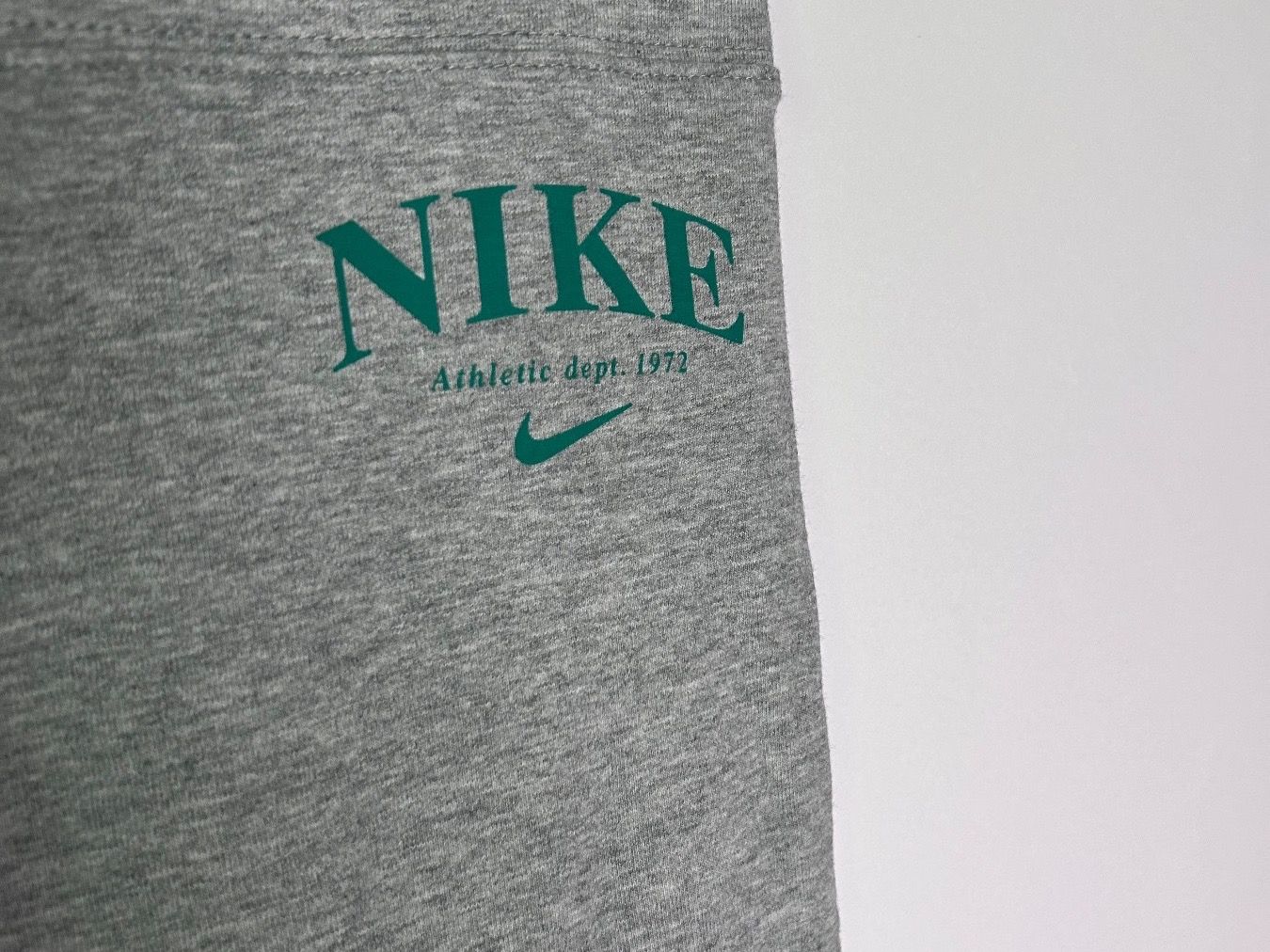 Nike Leggings: Nike Leggings – Gebraucht aus St. Gallen von look-twice 1