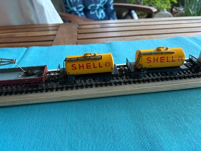 Märklin Modellini di ferrovie: Märklin DB Güterzug gemischt 5.-teilig – Usato da Frenkendorf venduto da HampeFrenk 1