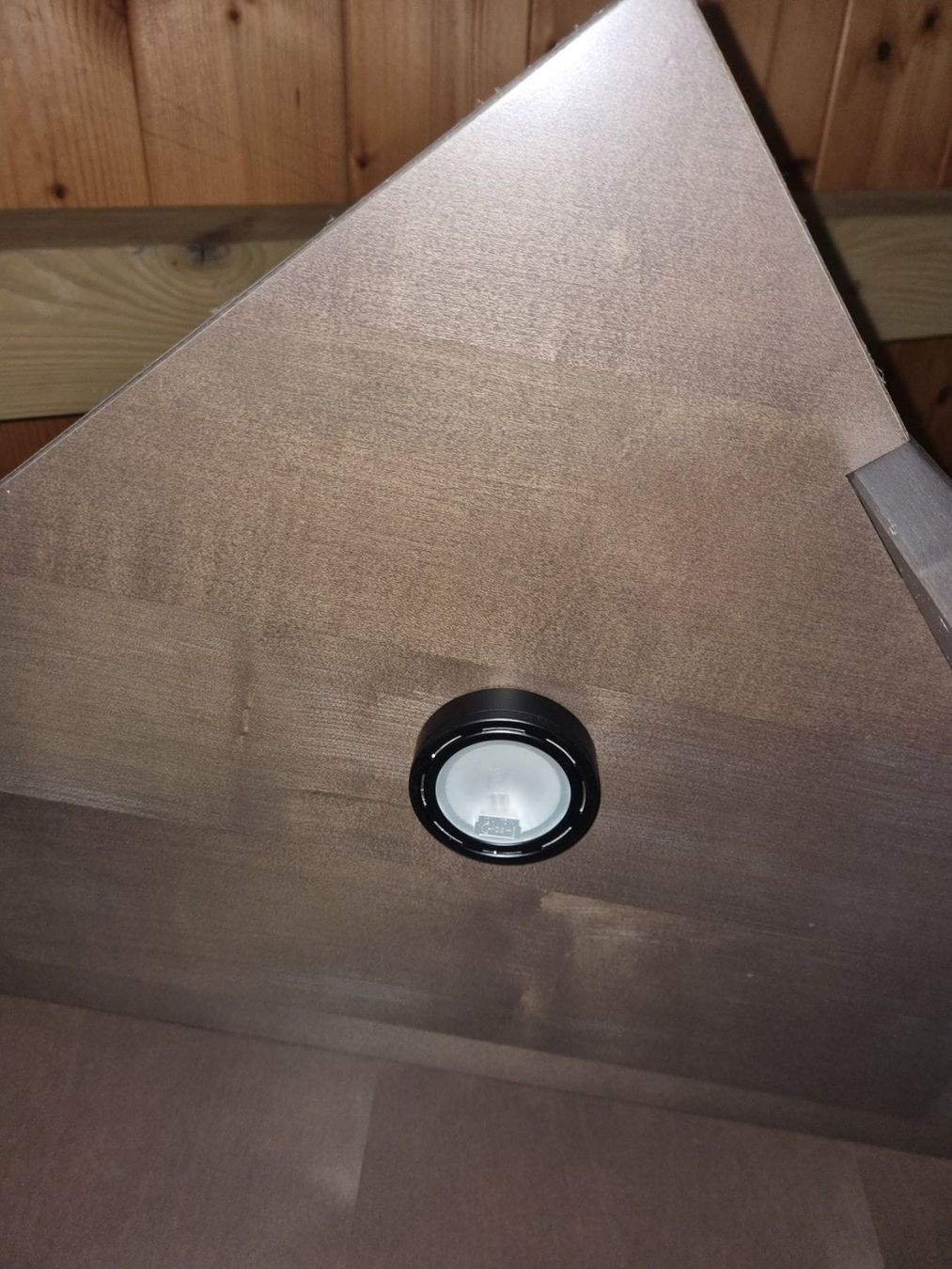 Vitrines: Vitrine Triangolo by Wellis Schweizer Design – D'occasion à Lengnau AG par Endless 6