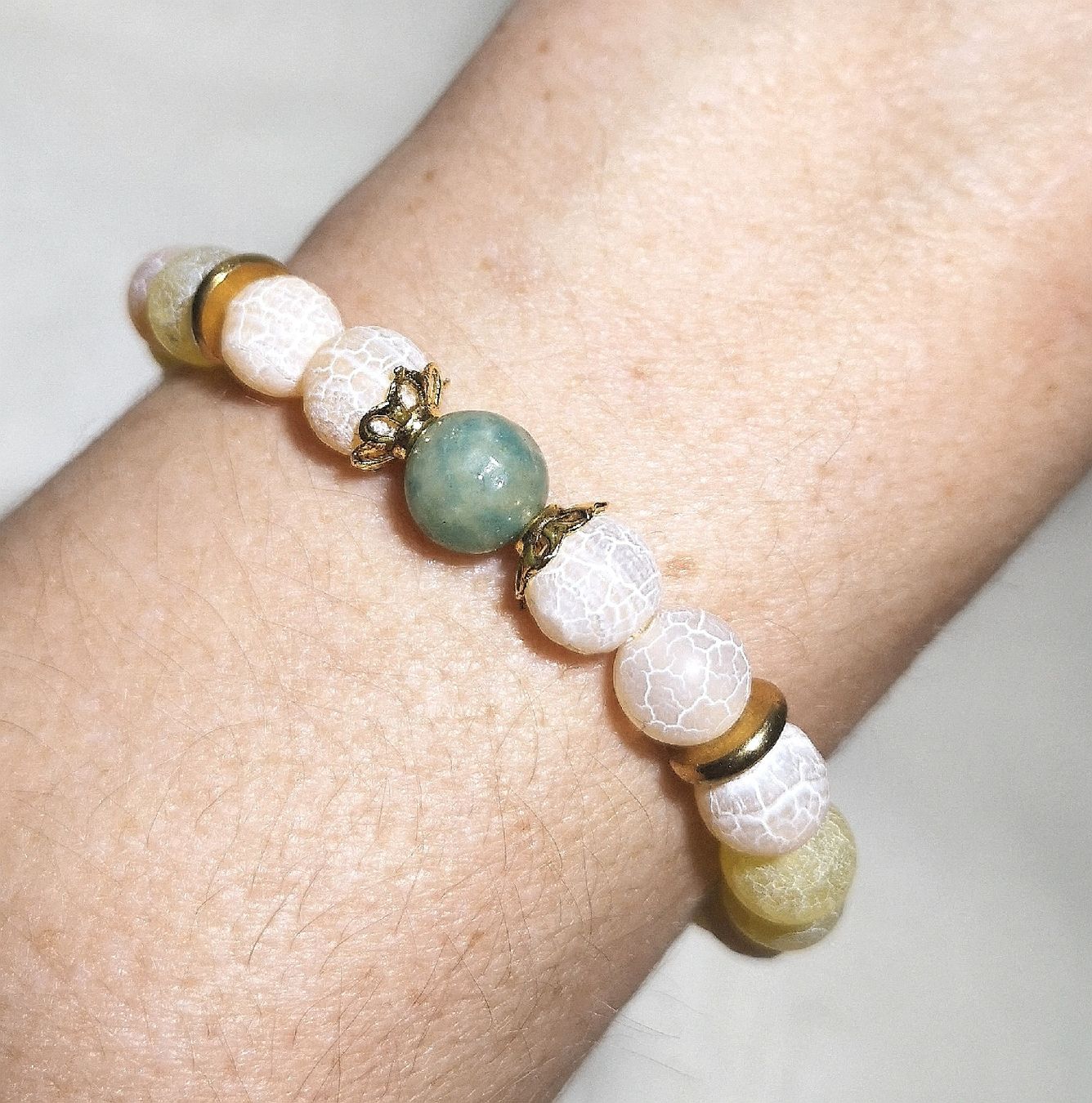 Bracciali & Braccialetti: weiss-gelbe Armk. - Spendenaktion – Nuovo (secondo la descrizione) da Unterkulm venduto da Nachtigall 2