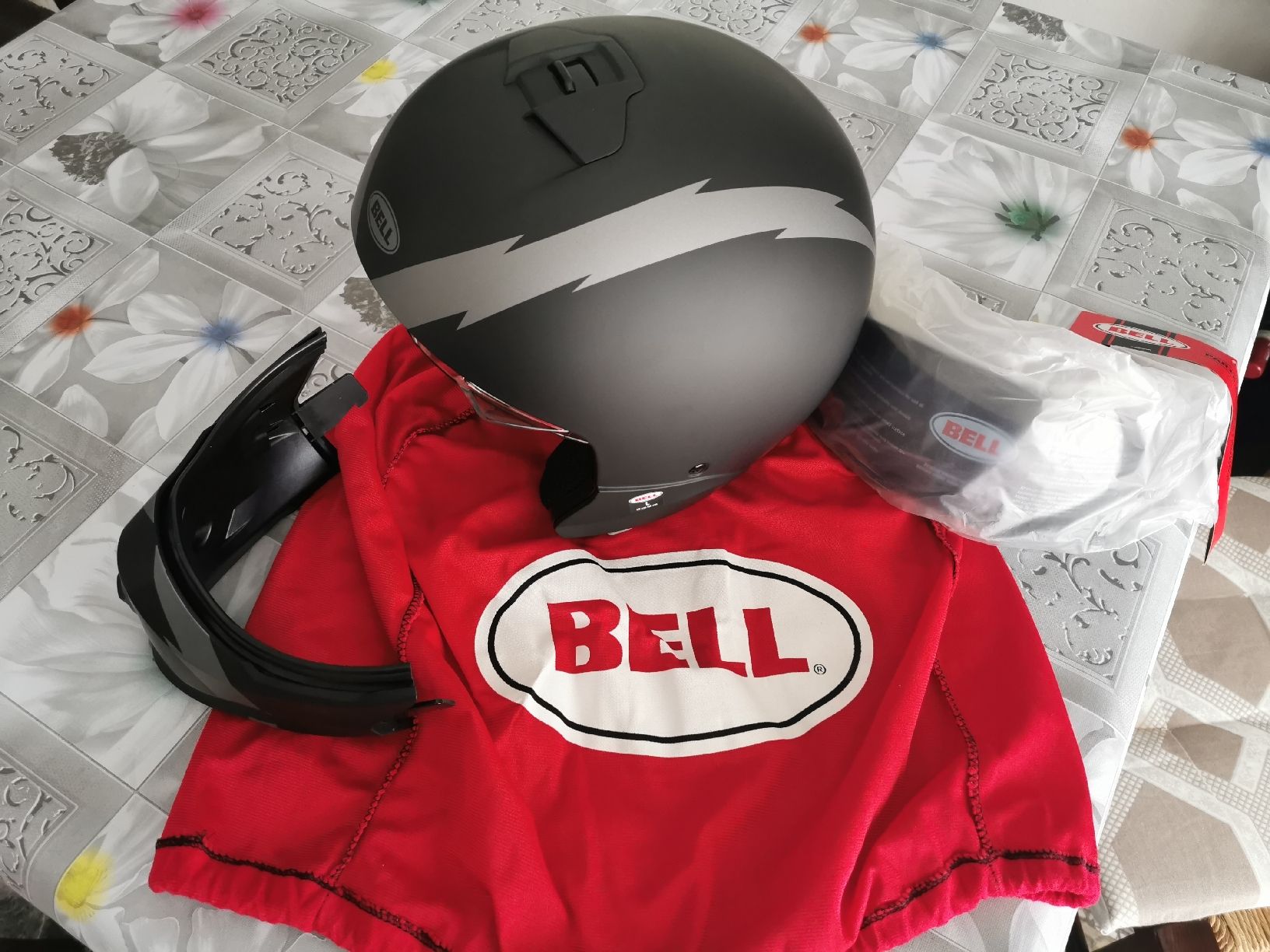 Bell Casques & visières: Casco Razor Bell – Neuf avec emballage d'origine à Agno par cavallopazzo72 3