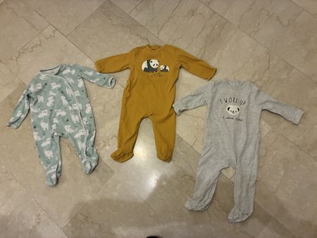 3 Baby Strampler Pyjamas Set / diverse Motive / Grösse 74