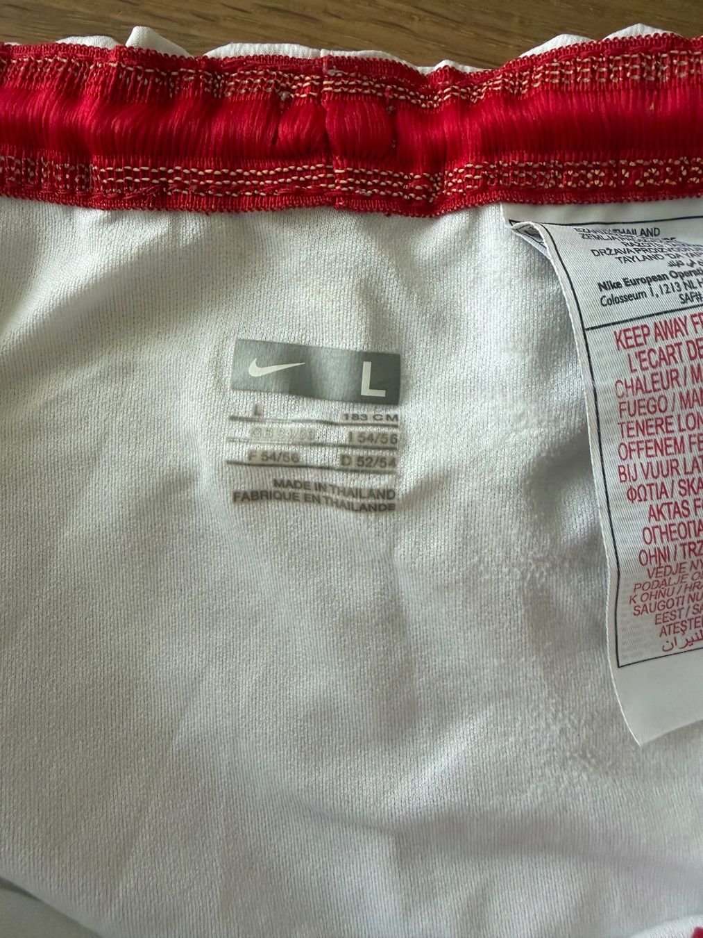 Nike Hosen: Manchester United Hosen Gr. L – Gebraucht aus Muttenz von bargain_hunter 1