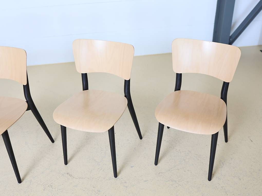 Stühle: 4 Kreuzzargen Stühle von Max Bill, WB Form – Gebraucht aus Meinisberg von atelier_TILIJA 5