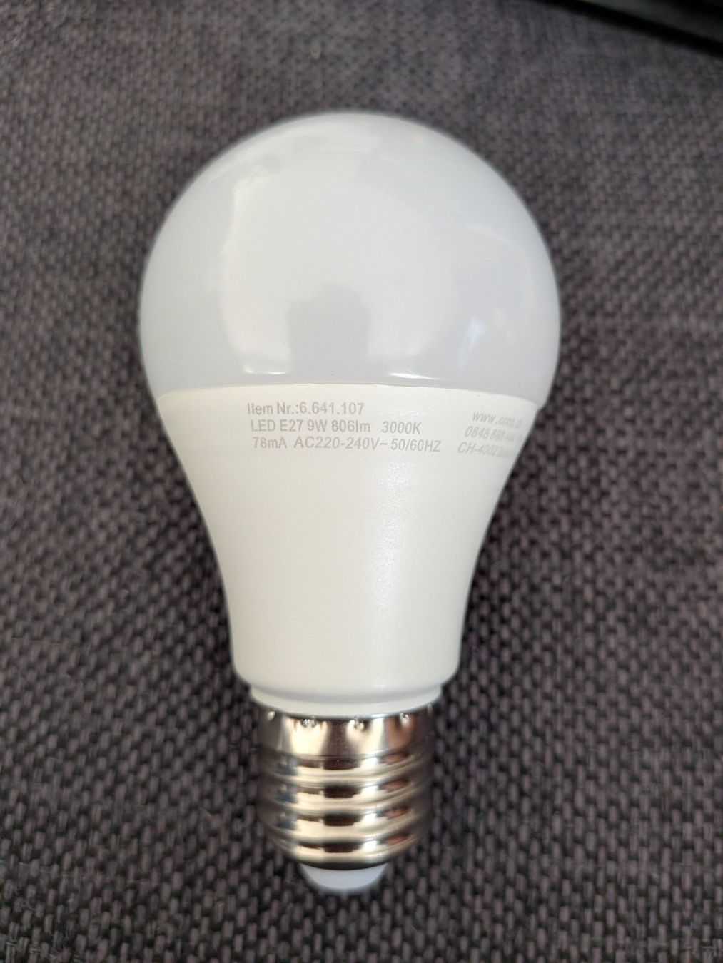 Lampade: LED E27 9W 806lm Glühbirne – Usato da Frauenfeld venduto da Marzia.M