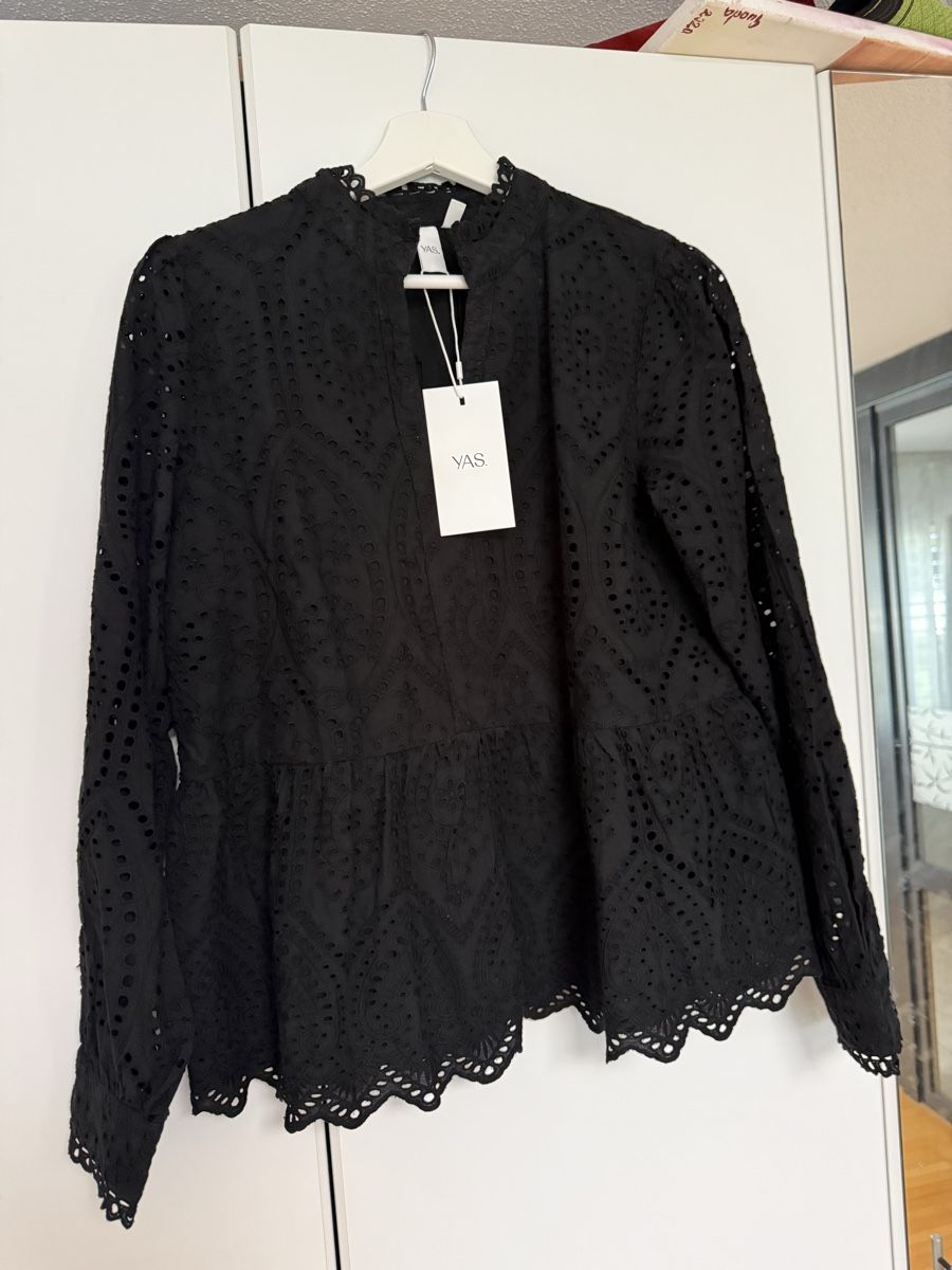 Camicette: Black blouse, YAS, size XL – Nuovo e nell'imballaggio originale da Ueberstorf venduto da man_p2fy