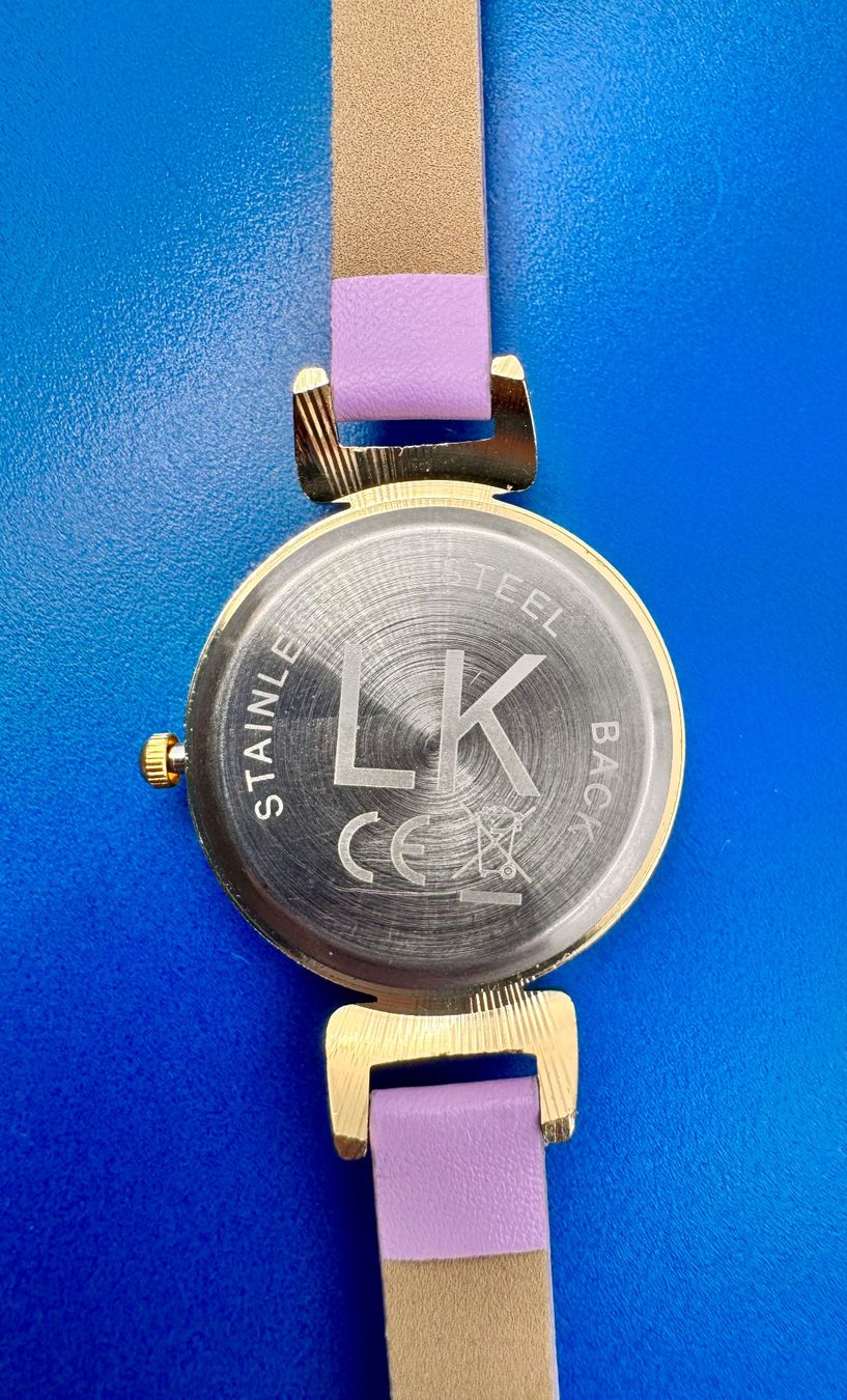 Montres: Damenarmbanduhr – D'occasion à Hermetschwil-Staffeln par Mobile2013 2
