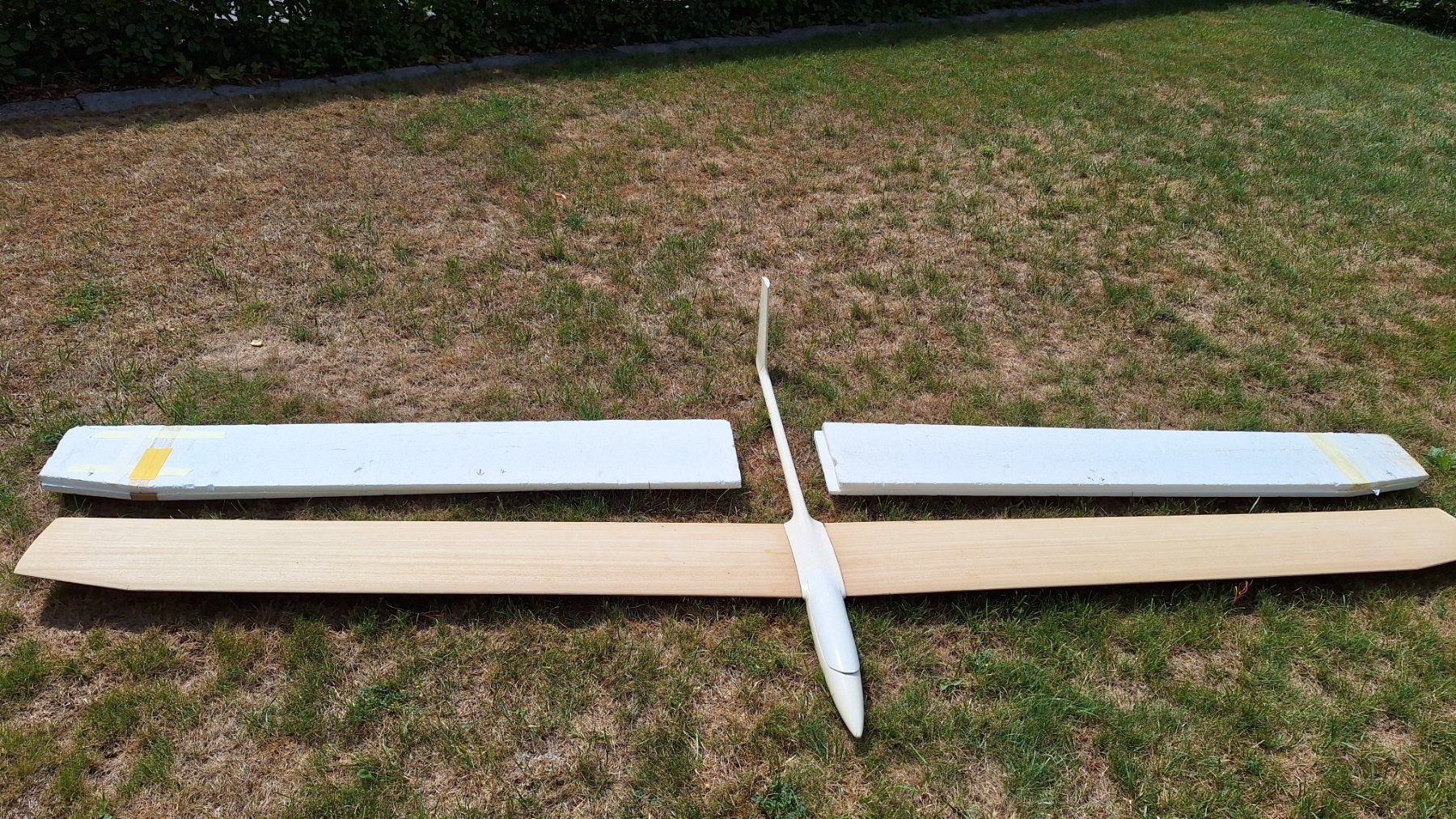 RC Modellbau: 2 Segelflieger – Gebraucht aus Bärau von Zeussus