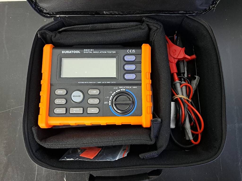 Misurare: Digitaler Isolations- & Durchgangsprüfer Duratool D03131 – Usato da Gümmenen venduto da S.Jaberg
