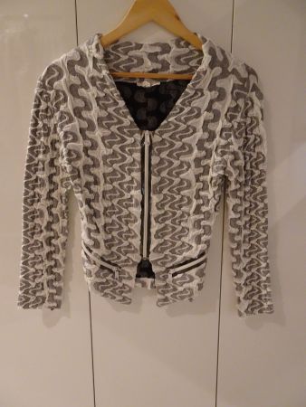 Spezielle Jacke Natalie Design grau-weiss Gr. S - 240425