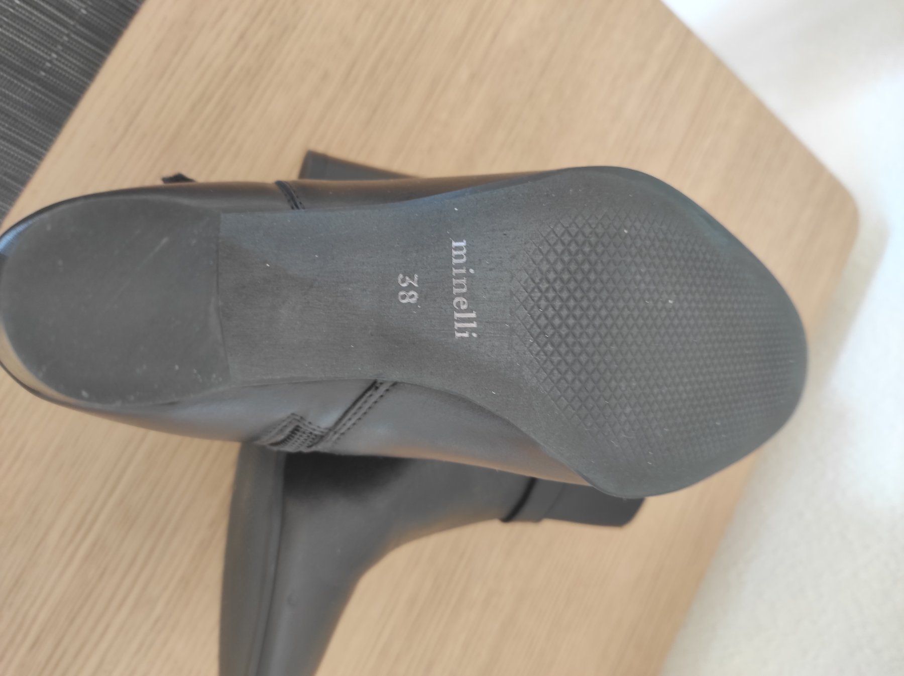 Scarpe da donna: Stiefelette/Ankle Boot mit Absatz Gr.38 / MINELLI – Usato da Zürich venduto da quark85 2