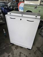 Elan Stehpult,Rollschrank ausklappbar auf Rollen.