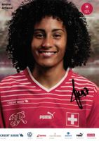 Amira Arfaoui Autogramm handsigniert Schweiz 2022 SELTEN