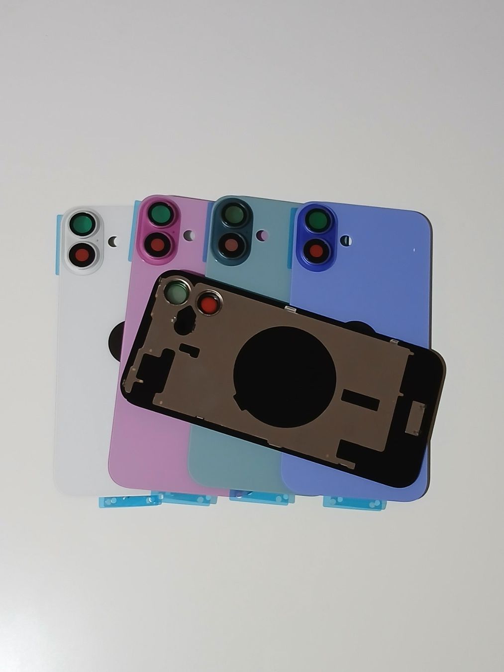 Apple Cover & Protezioni schermo: Coque arrière Iphone 16 Plus – Nuovo e nell'imballaggio originale da Leukerbad venduto da wor_sf98 1