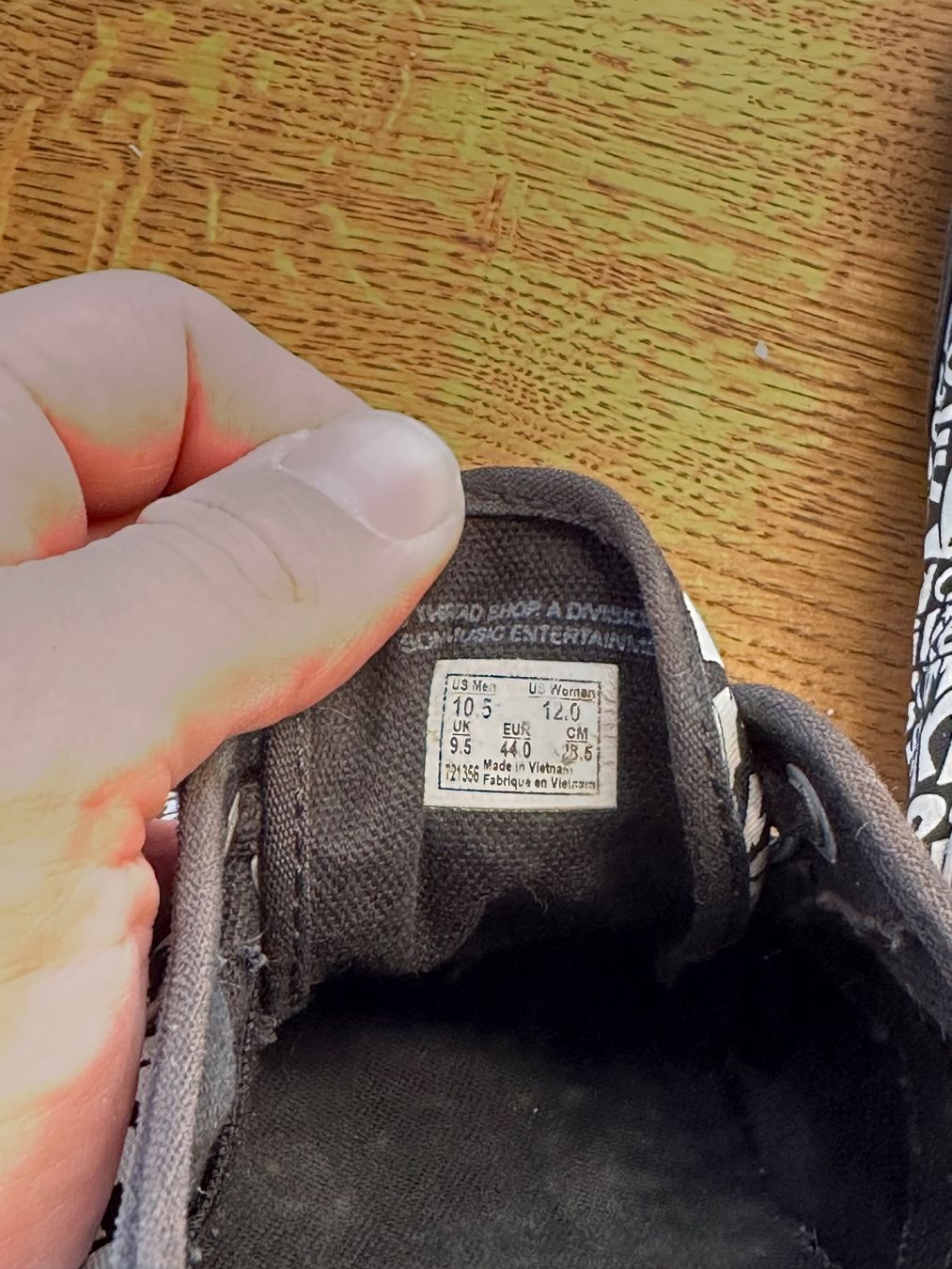 Vans Chaussures hommes: Vans Authentic A Tribe Called Quest – D'occasion à Belp par MrMau 2