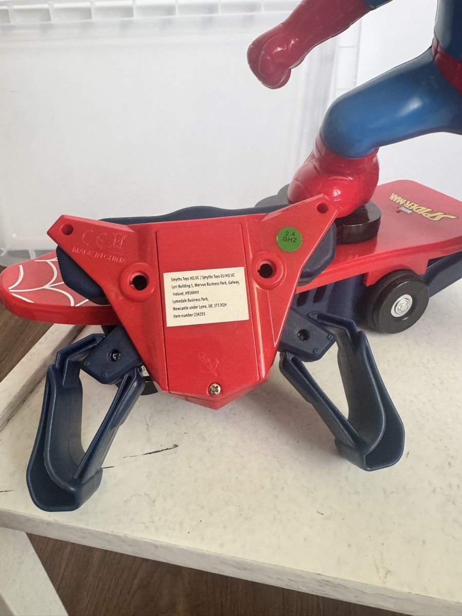 Marvel Giocattoli: Spielzeug Spider Man – Usato da Zürich venduto da ele_nwb7 1