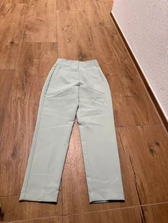 Zara Hose XS (türkis)