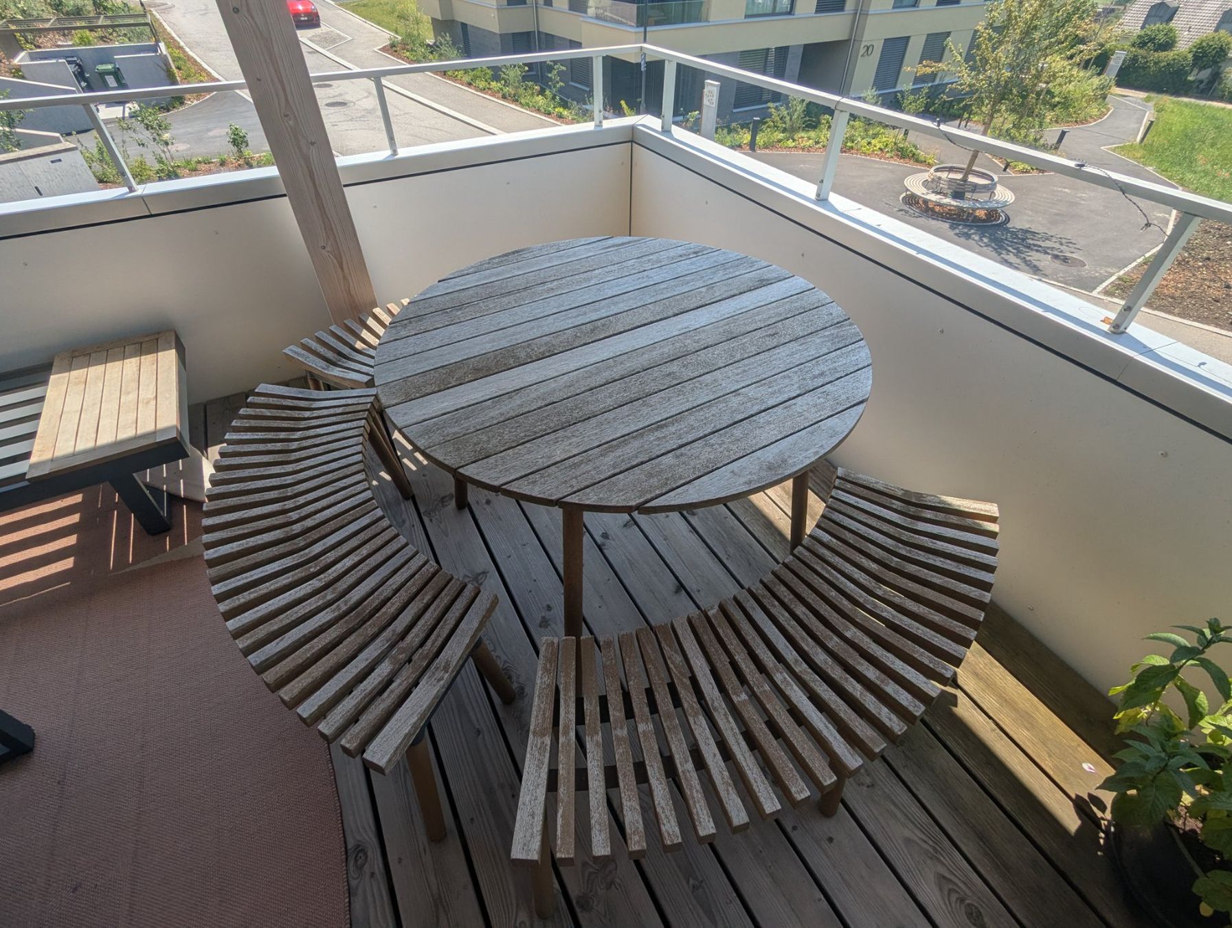 Ikea Set di tavolo e panche: IKEA Överallt Gartentisch mit drei Bänke – Usato da Birmensdorf ZH venduto da luisamona 1