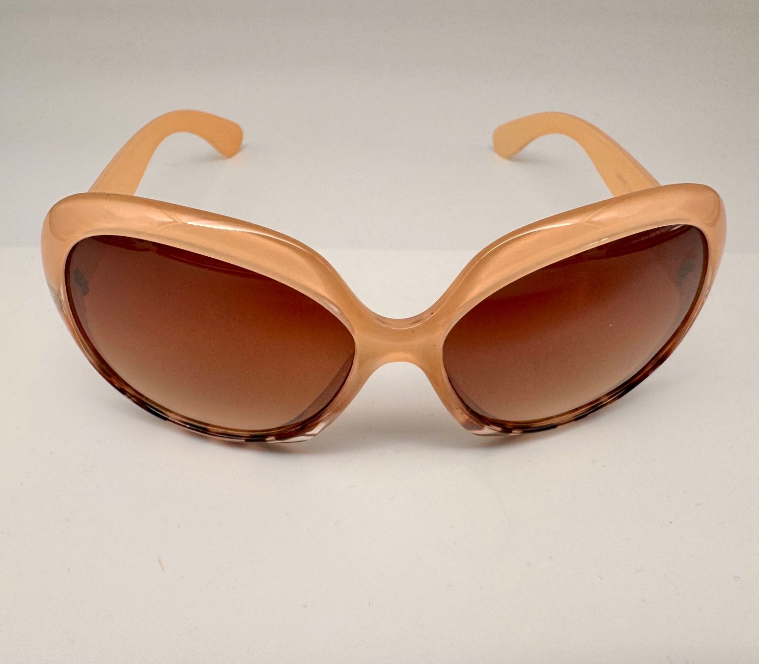Occhiali & Lenti: Damen Sonnenbrille – Usato da Hermetschwil-Staffeln venduto da Mobile2013