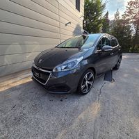 Peugeot 208 1.2i STT