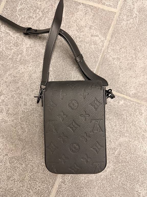 Louis Vuitton Borse: Umhängetasche LV Schwarz – Usato da Feldbrunnen venduto da mas_g2qr 2