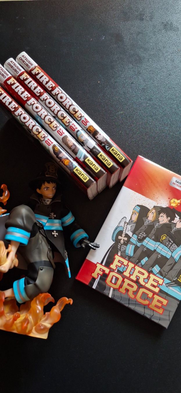 Statuette: Lot FIRE FORCE – Usato da Onex venduto da Louve.crz