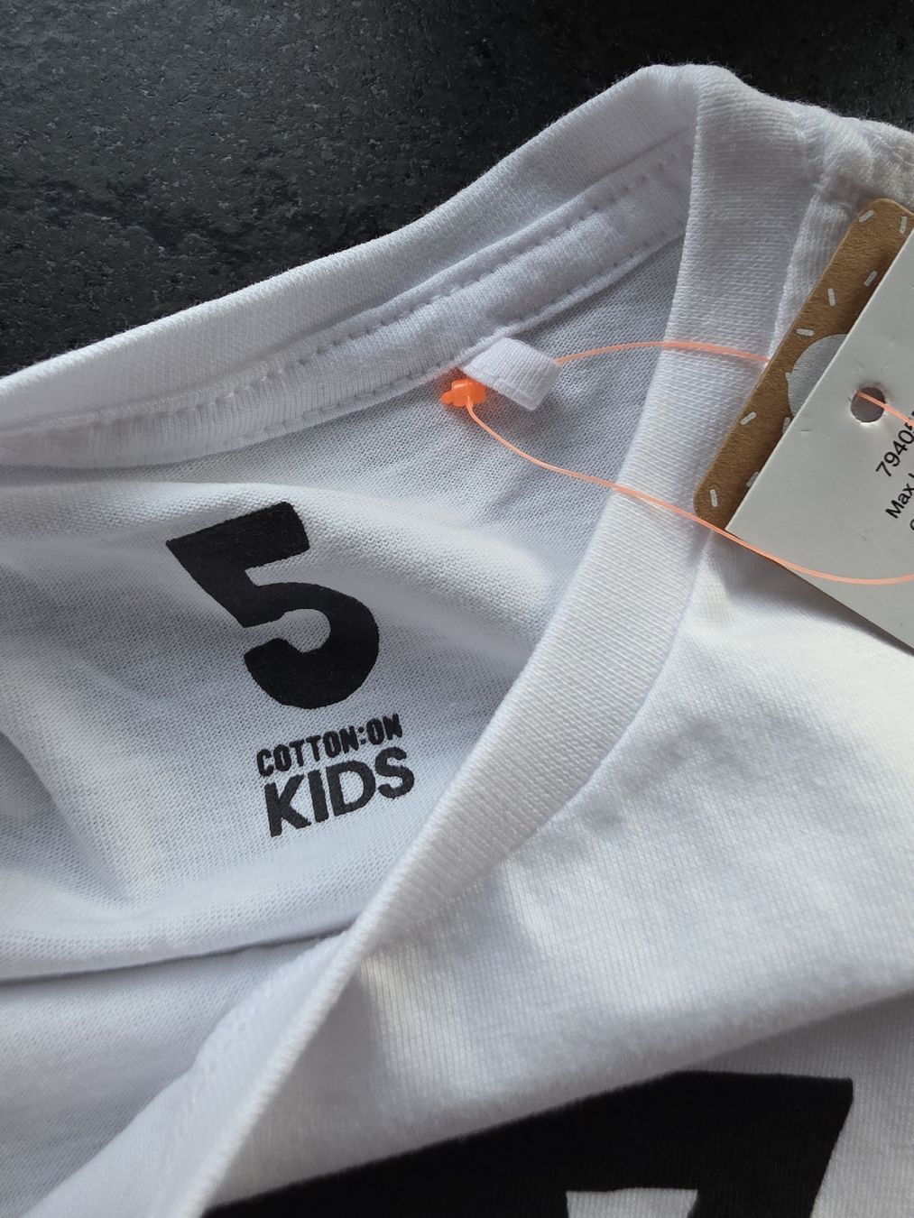 Camicie, T-shirt & Polo: NEU Tshirt Grösse 110 – Nuovo (secondo la descrizione) da St. Peterzell venduto da upcycling_ 1