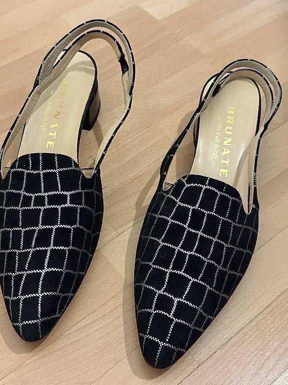 Brunate Scarpe da donna: Pumps Brunate – Usato da Zürich venduto da aar_nj5b