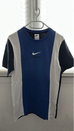 Stylisches Nike T-Shirt Grösse S