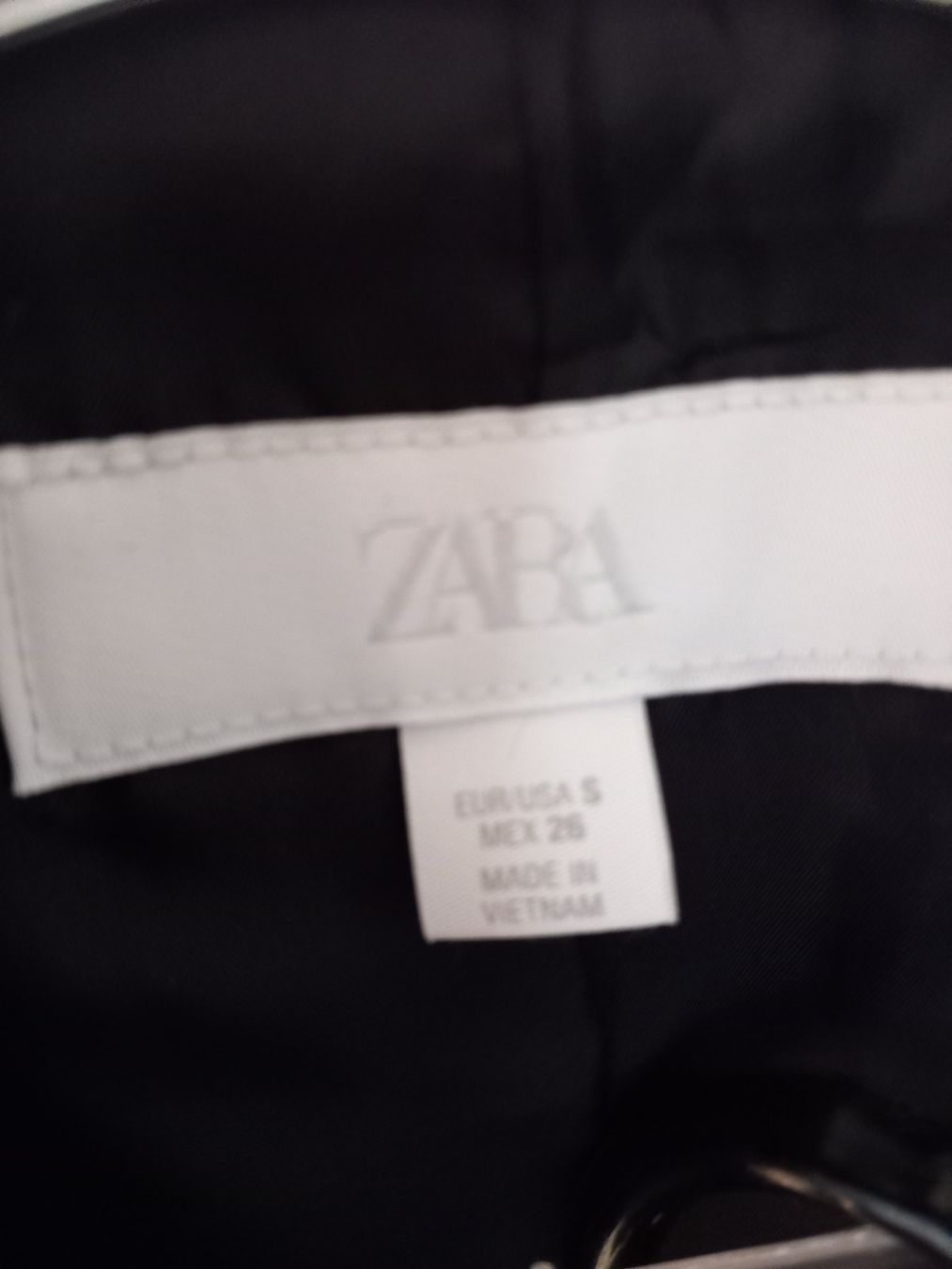 Zara Ensembles & Tailleurs: 2 Blazer – D'occasion à Givisiez par Reiffel 2