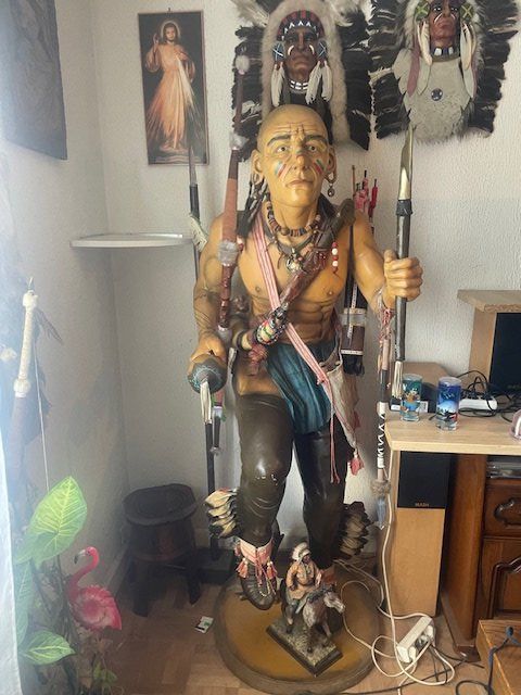 Statuette: Letzte  Aktion Grosse Indianer Figur – Usato da Basel venduto da Dylan1994 2