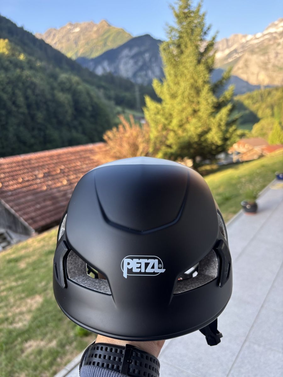 Petzl Casques: Petzel Meteor Kletterhelm  – Neuf (Voir description) à Innertkirchen par Luchs861