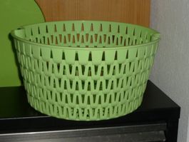 TUPPERWARE SALATSCHLEUDER-TEIL