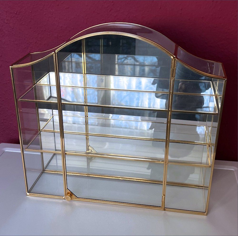 Vetrine: Kleine Swarovski Vitrine mit 2 Tablaren – Usato da Uster venduto da Smilas