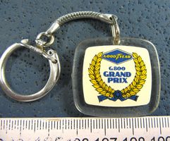 GOODYEAR GRAND PRIX AUTO SCHLÜSSELANHÄNGER PLEXI BEIDSEITIG