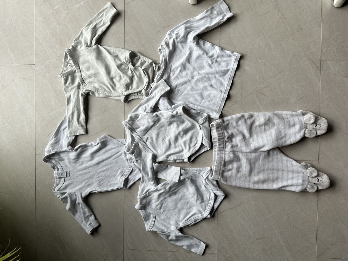 Lotti & Set di vestiti: Baby Kleider Grösse 56 – Usato da Tägerig venduto da Unbekannt5522