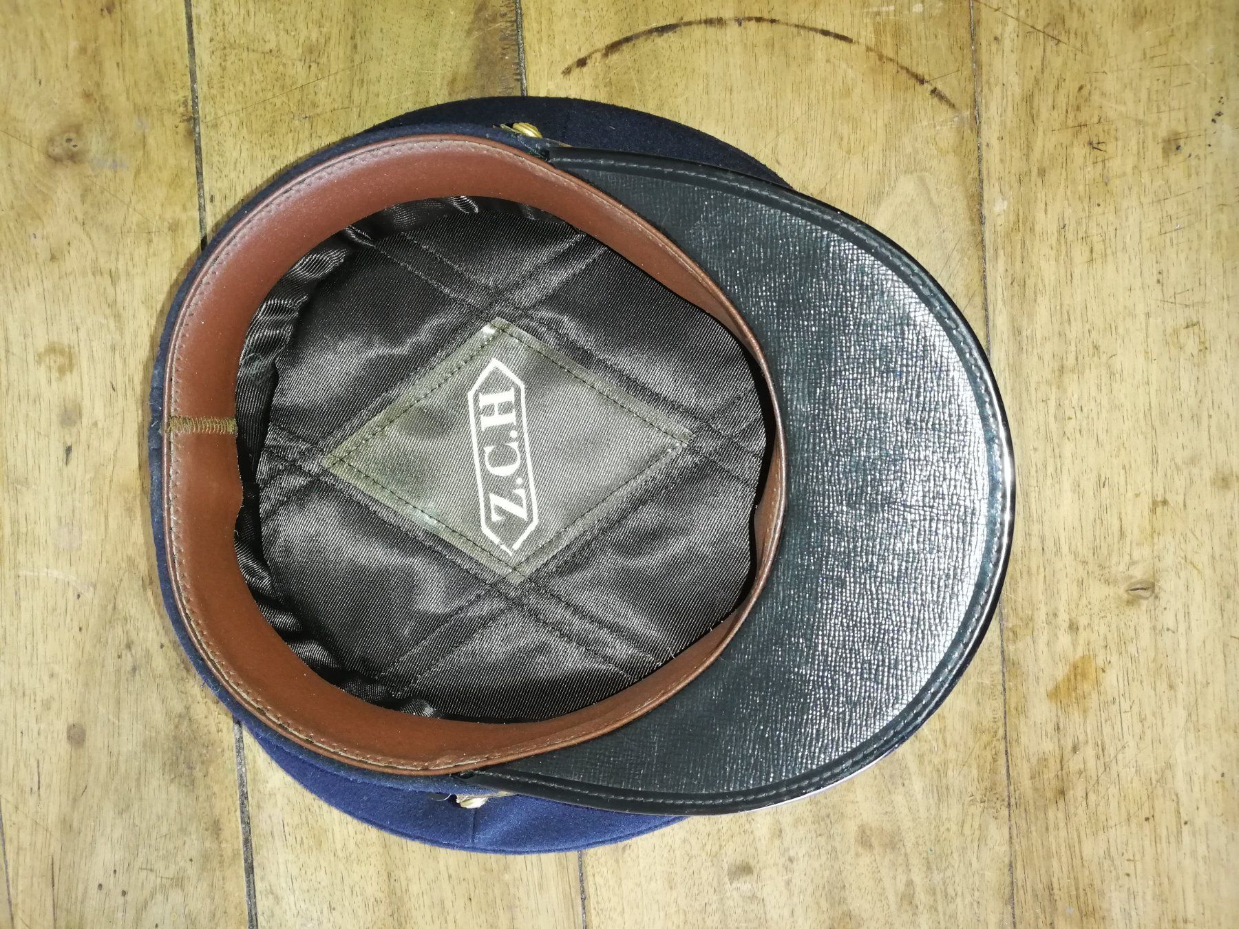 Uniformi: Casquette SNCF – Usato da Romanel-sur-Lausanne venduto da A559JBB 3