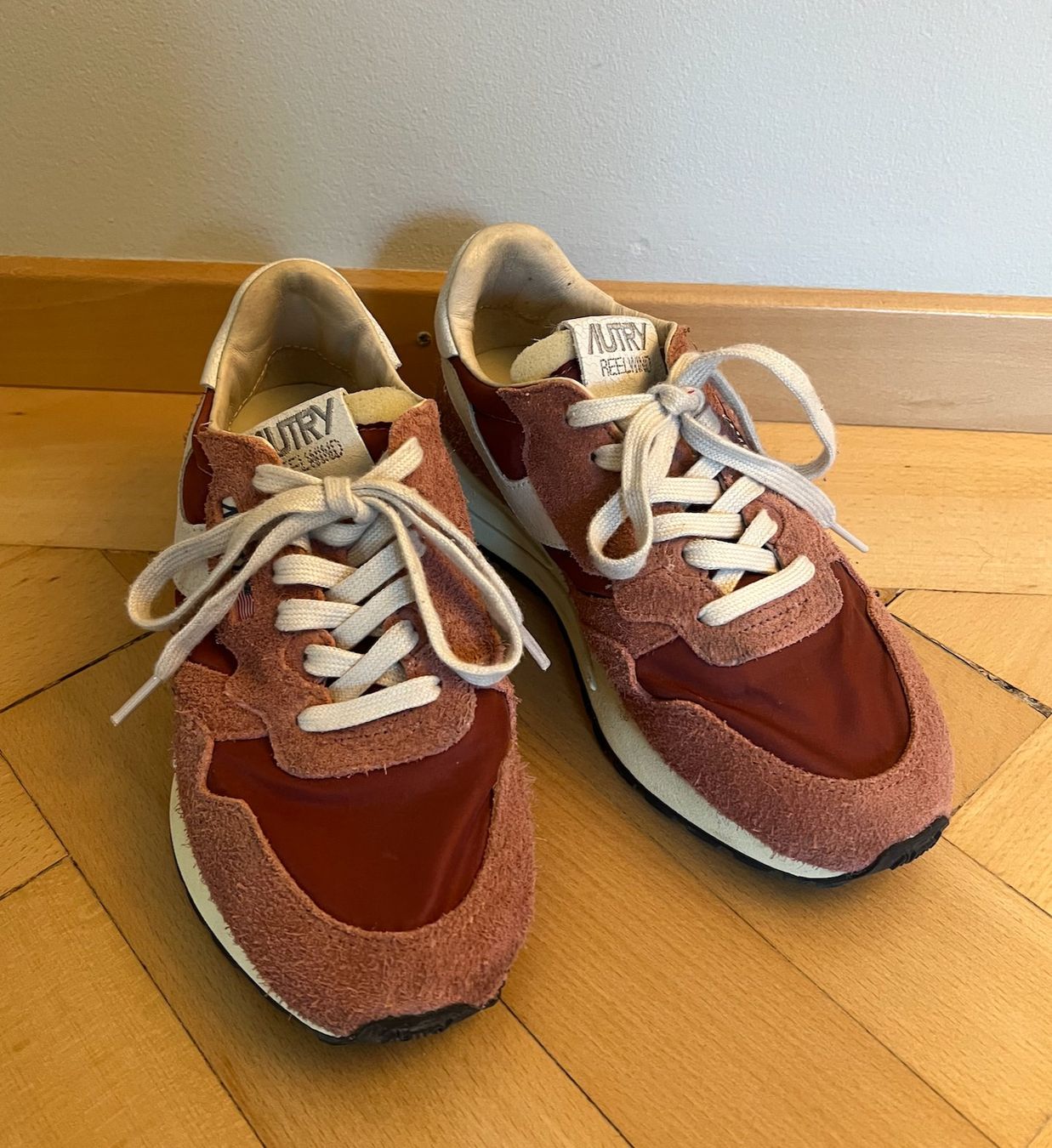 Autry Scarpe da donna: Autry Relwind Sneaker – Usato da Zürich venduto da hakath