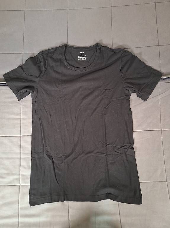 T-shirt: Black ATRIUM T-shirt 3-pack – Usato da Kriens venduto da Jeremyt05 2
