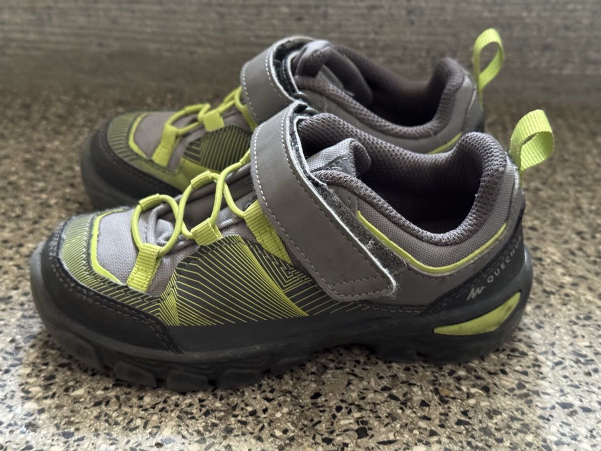 Decathlon Schuhe für Jungen: Chaussures Quechua enfant (28) – Gebraucht aus Biel/Bienne von inf_mr5w 2