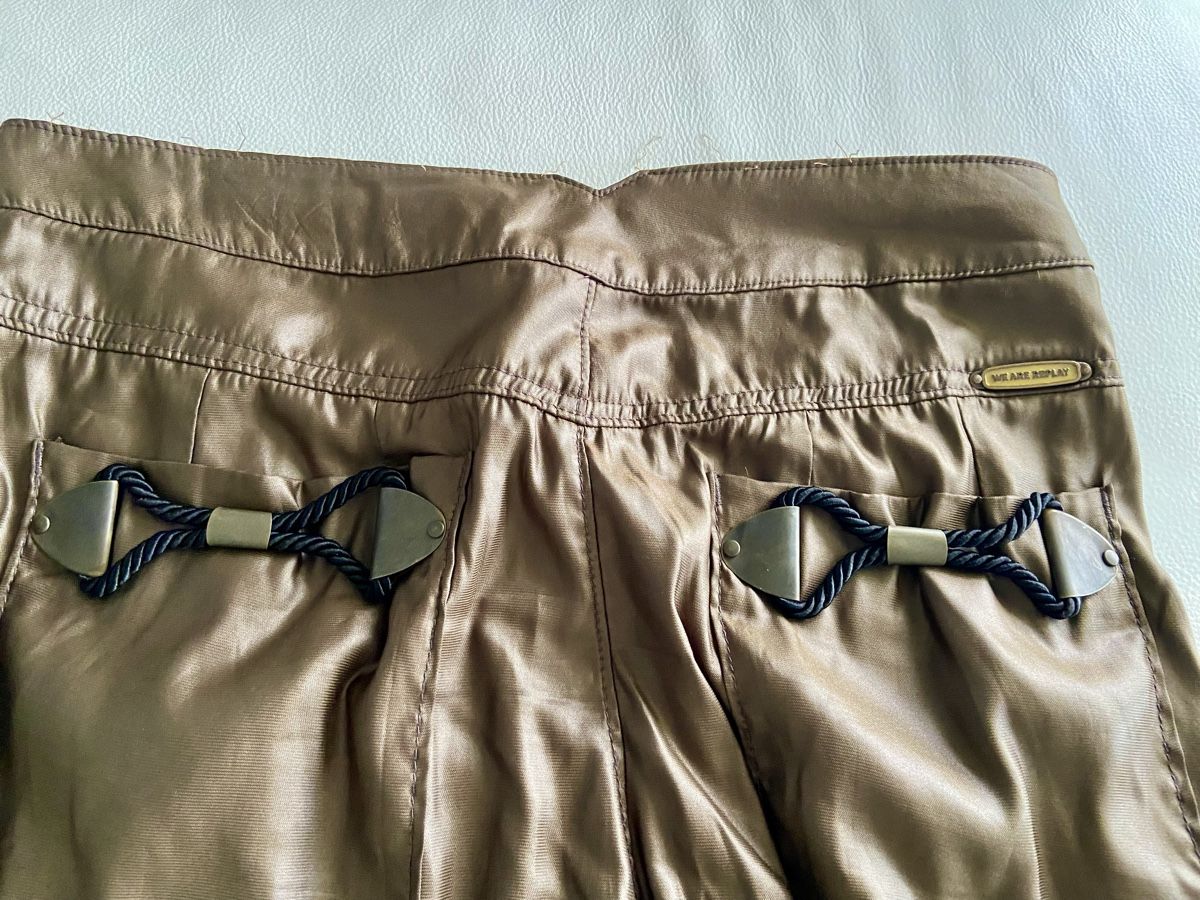 Pantaloni: Replay Capri 3:4 Hose Gr S – Usato da Horgen venduto da smlecnik78 2