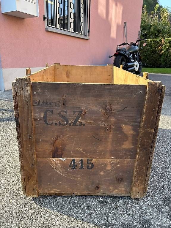 Alle Werkzeuge: Cassa Lindt e Sprungli – Gebraucht aus S. Antonino von raffosuisse 2