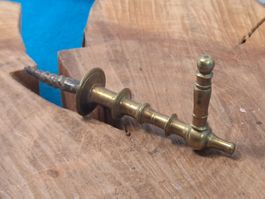 1 schöne antike Wand Haken Schraube, Messing (3770#AEW0)